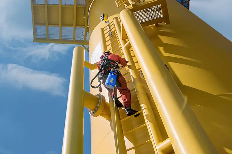 In the wind power industry, safety belts, helmets and speed differentials are key equipment to ensure personnel safety