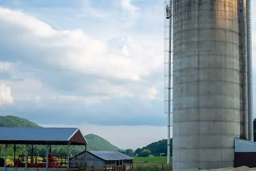 3S Tower climber farm barn maintenance in Ohio, USA